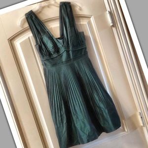 BCBGeneration dark green cocktail dress. Sz 6